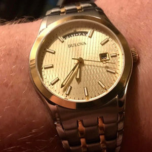 Bulova Men's Two-Tone Bracelet Watch Gold & Silver